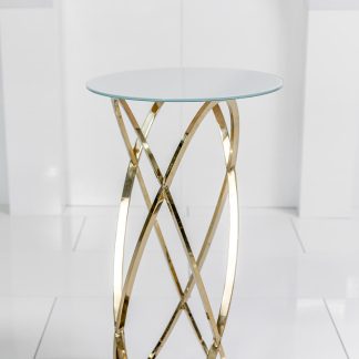 Omega cake table