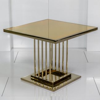 Gold/white top square cake table